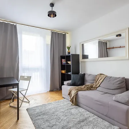 Apartment Close-golden In - One Bedroom Apartament In The Center - Zelazna